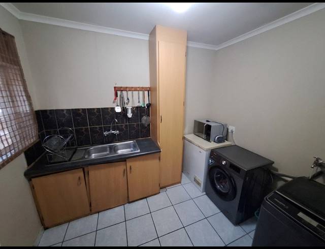 4 BEDROOM FREESTANDING FOR SALE IN VANDERBIJLPARK SE 2